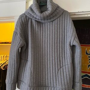Women’s bulky sweater